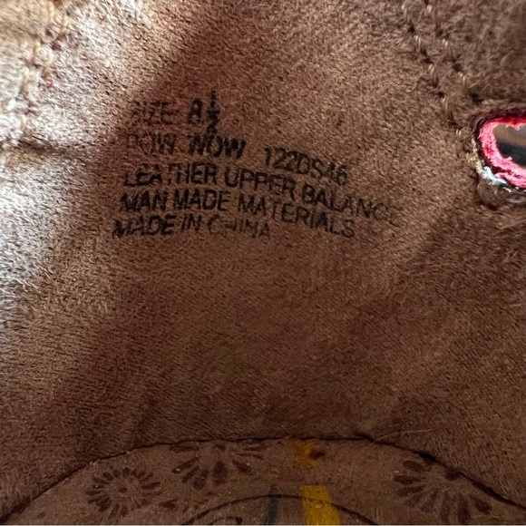 Dr. Scholl's Red Suede Mary Jane Flats Embroidered Women’s 8.5 - Picture 4 of 5